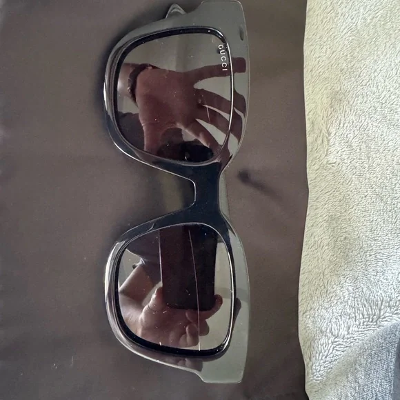 Gucci Women's GG0998S Sunglasses - Picture 5 of 9